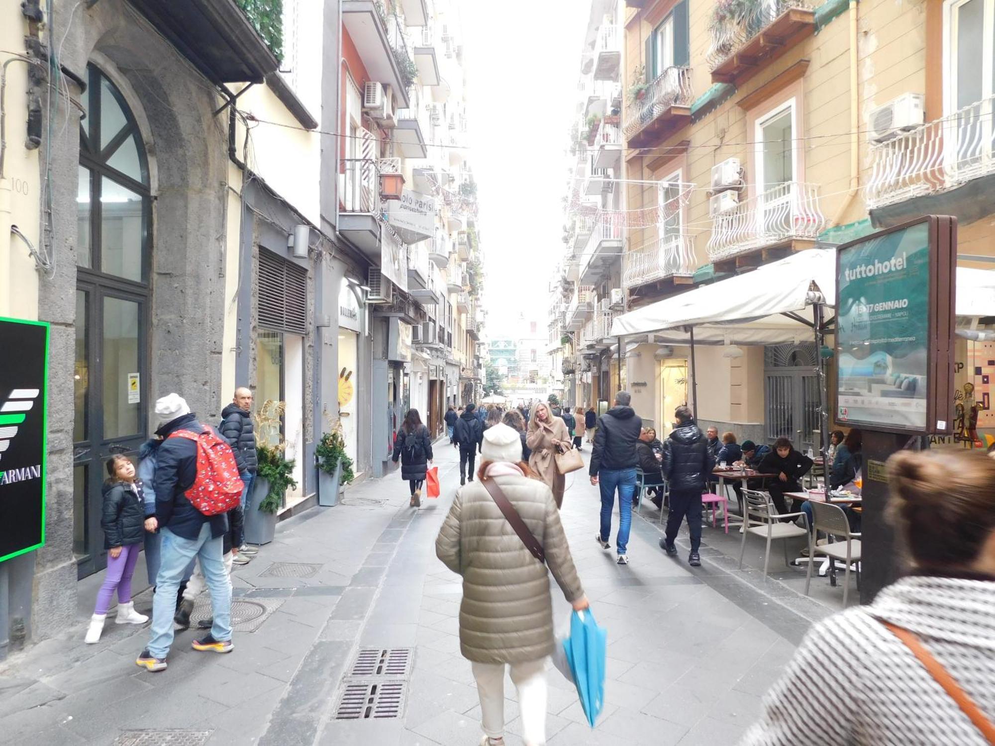 Piacevole Appartamento Chiaia Napoli Ngoại thất bức ảnh